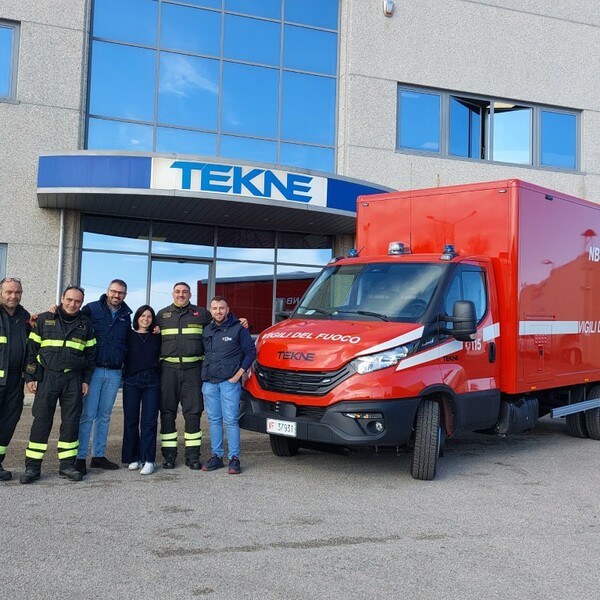 Il nuovo AUTOFURGONE per il NUCLEO NBCR dei VVF